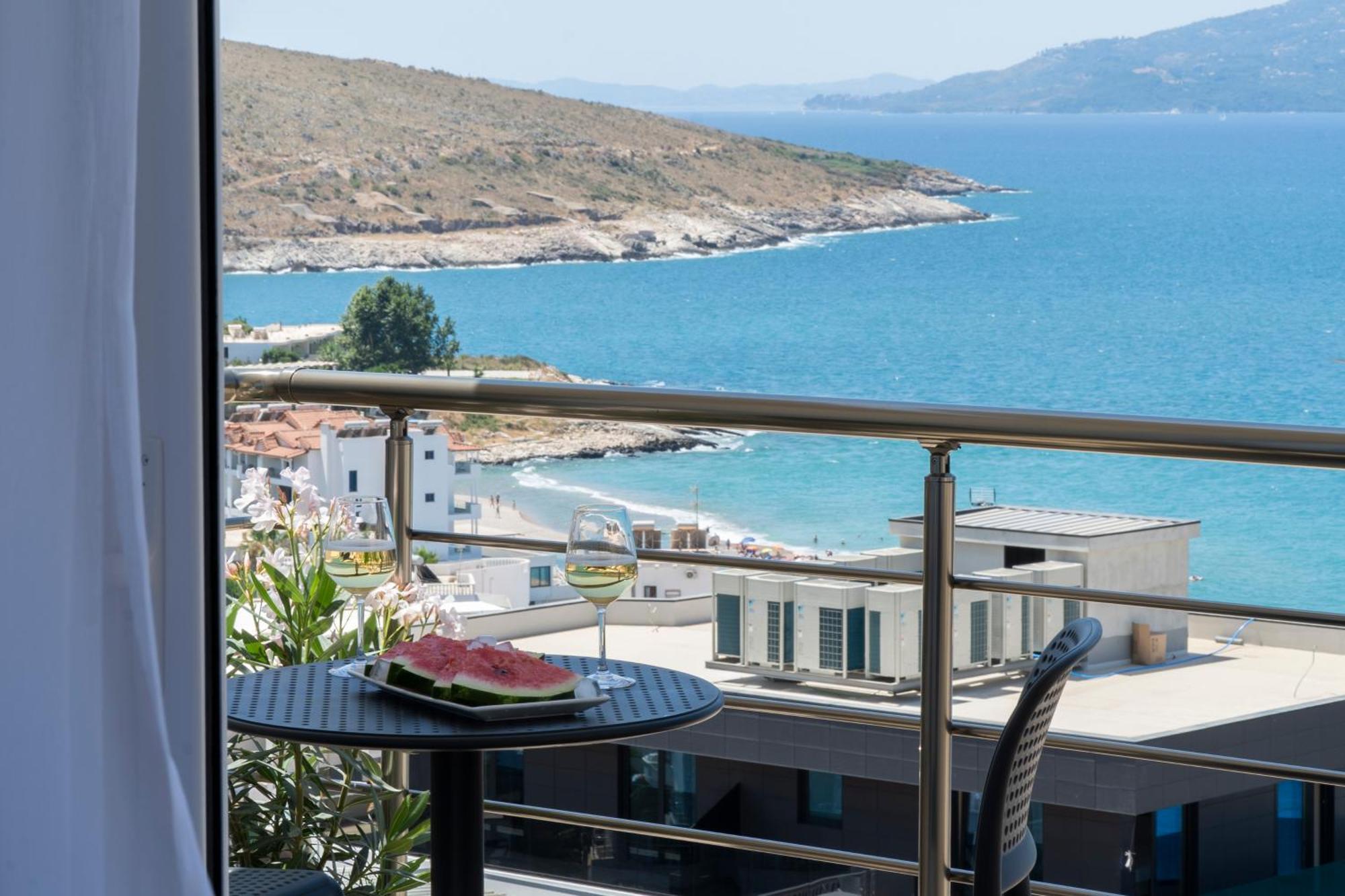 Mateo Apartments Sarandë Eksteriør billede