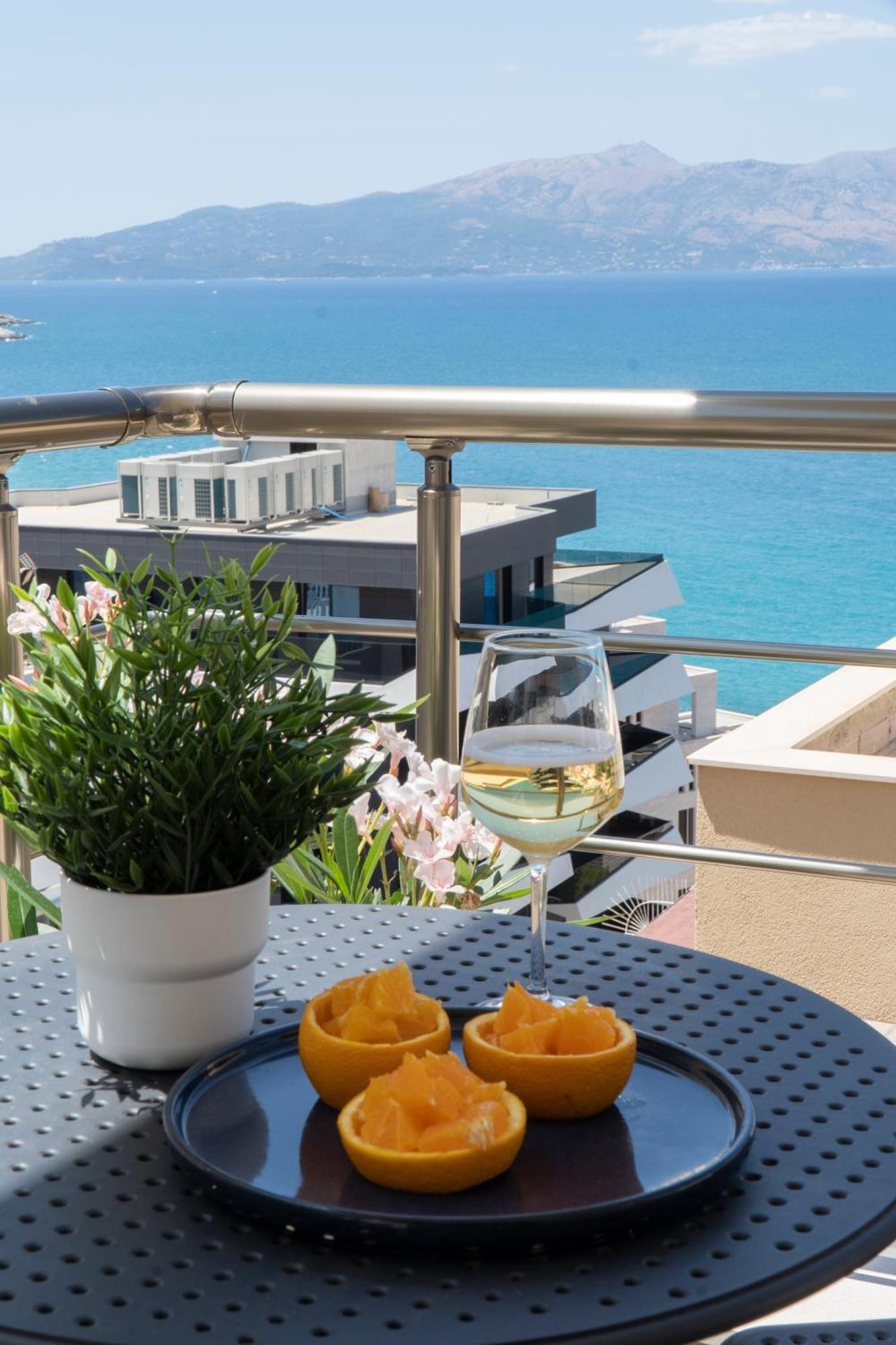 Mateo Apartments Sarandë Eksteriør billede