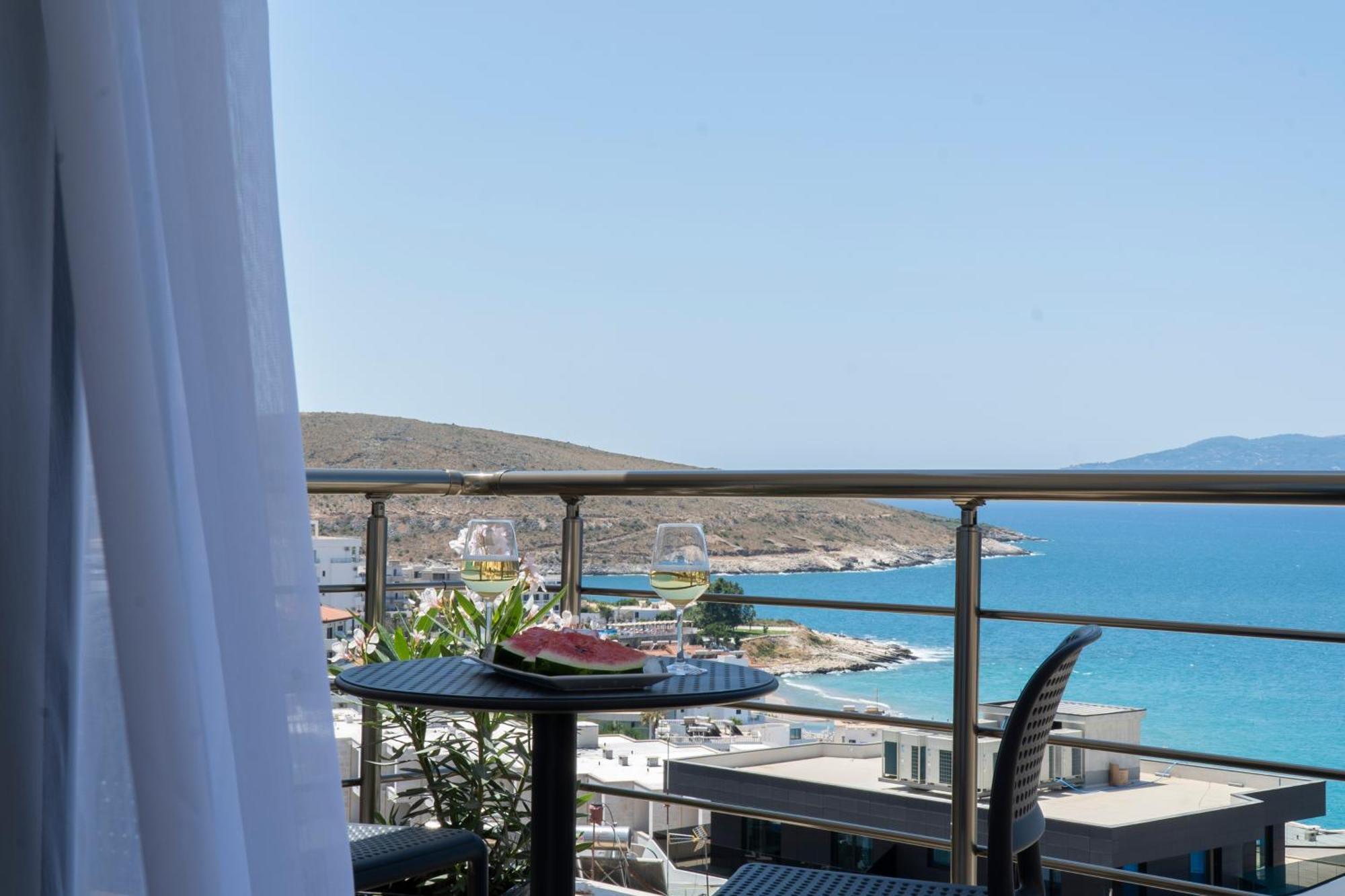 Mateo Apartments Sarandë Eksteriør billede